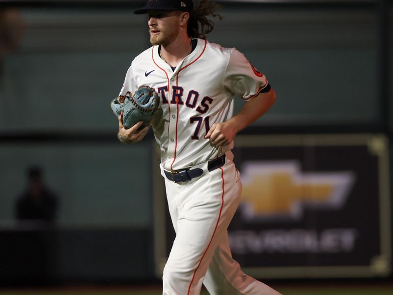 Jul 11, 2024; Houston, Texas, USA; Houston Astros relief pitcher Josh Hader (71) comes into the game against the Miami Marlins in the ninth inning at Minute Maid Park. Mandatory Credit: Thomas Shea-USA TODAY Sports