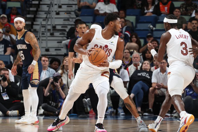 NEW ORLEANS, LA - NOVEMBER 6: Donovan Mitchell #45 of the Cleveland Cavaliers handles the ball during the game against the New Orleans Pelicans on November 6, 2024 at the Smoothie King Center in New Orleans, Louisiana. NOTE TO USER: User expressly acknowledges and agrees that, by downloading and or using this Photograph, user is consenting to the terms and conditions of the Getty Images License Agreement. Mandatory Copyright Notice: Copyright 2024 NBAE (Photo by Layne Murdoch Jr./NBAE via Getty Images)