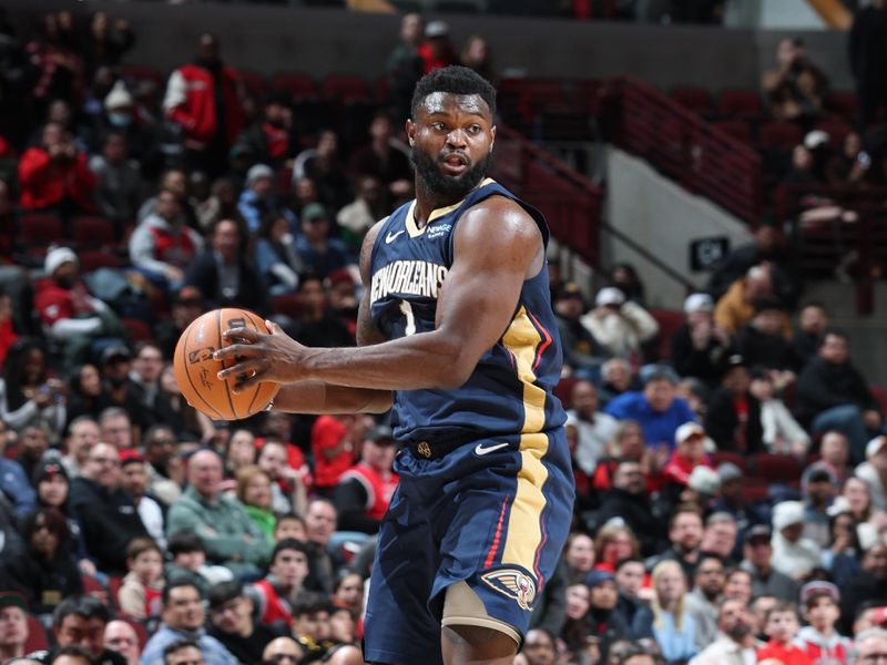 CHICAGO, IL - JANUARY 14: Zion Williamson #1 of the New Orleans Pelicans looks to pass the ball during the game against the Chicago Bulls on January 14, 2025 at United Center in Chicago, Illinois. NOTE TO USER: User expressly acknowledges and agrees that, by downloading and or using this photograph, User is consenting to the terms and conditions of the Getty Images License Agreement. Mandatory Copyright Notice: Copyright 2025 NBAE (Photo by Jeff Haynes/NBAE via Getty Images)