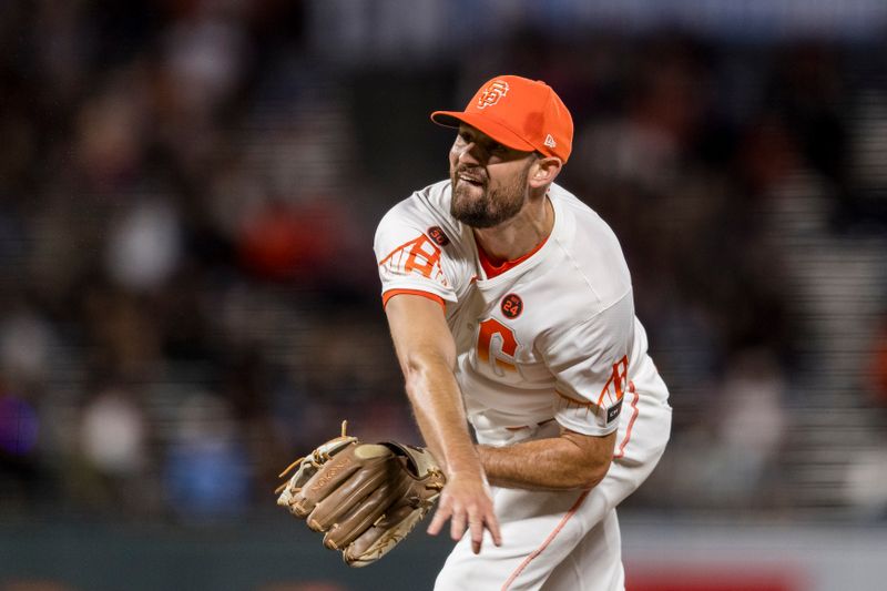 Sep 3, 2024; San Francisco, California, USA;  San Francisco Giants pitcher Tristan Beck (43) throws against the Arizona Diamondbacks during the fifth inning at Oracle Park. Mandatory Credit: John Hefti-Imagn Images