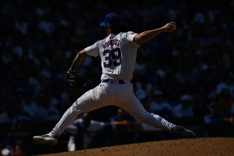 Aug 22, 2024; Chicago, Illinois, USA; Chicago Cubs relief pitcher Ethan Roberts (39) pitches during the eighth inning against the Detroit Tigers at Wrigley Field. Mandatory Credit: Patrick Gorski-USA TODAY Sports