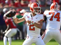 Clemson Tigers vs Georgia Bulldogs: Spotlight on Will Shipley's Stellar Performance