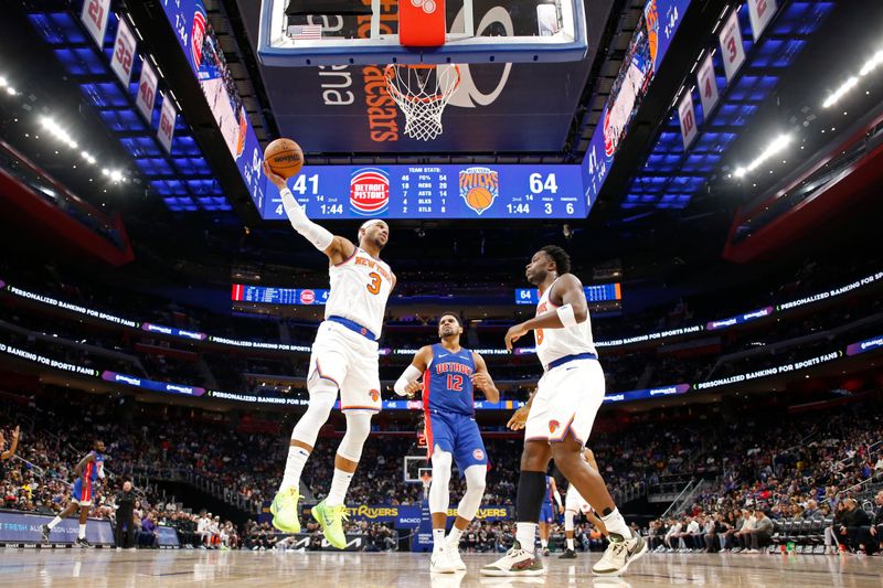 DETROIT, MI - NOVEMBER 1: Josh Hart #3 of the New York Knicks rebounds the ball during the game against the Detroit Pistons on November 1, 2024 at Little Caesars Arena in Detroit, Michigan. NOTE TO USER: User expressly acknowledges and agrees that, by downloading and/or using this photograph, User is consenting to the terms and conditions of the Getty Images License Agreement. Mandatory Copyright Notice: Copyright 2024 NBAE (Photo by Brian Sevald/NBAE via Getty Images)