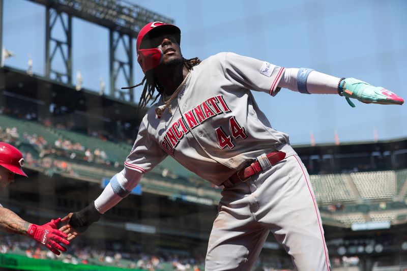 Aug 30, 2023; San Francisco, California, USA; Cincinnati Reds third baseman Elly De La Cruz (44) scores a run during the sixth inning against the San Francisco Giants at Oracle Park. Mandatory Credit: Sergio Estrada-USA TODAY Sports