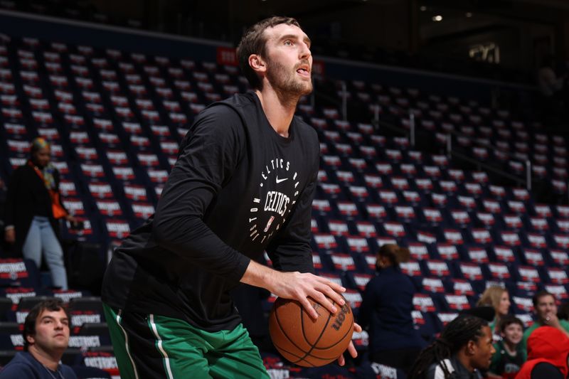 WASHINGTON, DC -? OCTOBER 24: Luke Kornet #40 of the Boston Celtics warms up before the game against the Washington Wizards on October 24, 2024 at Capital One Arena in Washington, DC. NOTE TO USER: User expressly acknowledges and agrees that, by downloading and or using this Photograph, user is consenting to the terms and conditions of the Getty Images License Agreement. Mandatory Copyright Notice: Copyright 2024 NBAE (Photo by Stephen Gosling/NBAE via Getty Images)