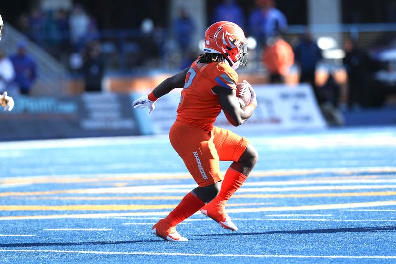 Oct 28, 2023; Boise, Idaho, USA; Boise State Broncos running back Ashton Jeanty (2) Runs with the ball during the first half against the Wyoming Cowboys at Albertsons Stadium. Mandatory Credit: Brian Losness-USA TODAY Sports