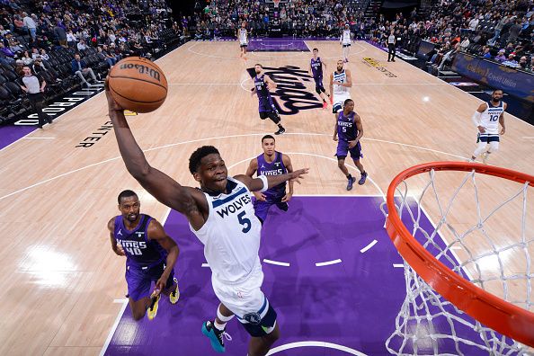 SACRAMENTO, CA - DECEMBER 23: Anthony Edwards #5 of the Minnesota Timberwolves drives to the basket during the game against the Sacramento Kings on December 23, 2023 at Golden 1 Center in Sacramento, California. NOTE TO USER: User expressly acknowledges and agrees that, by downloading and or using this Photograph, user is consenting to the terms and conditions of the Getty Images License Agreement. Mandatory Copyright Notice: Copyright 2023 NBAE (Photo by Rocky Widner/NBAE via Getty Images)