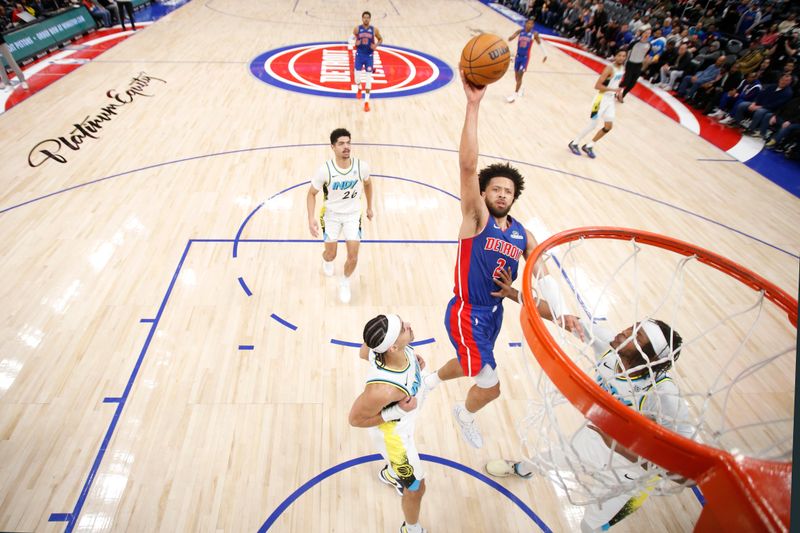 DETROIT, MI - JANUARY 16:  Cade Cunningham #2 of the Detroit Pistons shoots the ball during the game against the Indiana Pacers on January 16, 2025 at Little Caesars Arena in Detroit, Michigan. NOTE TO USER: User expressly acknowledges and agrees that, by downloading and/or using this photograph, User is consenting to the terms and conditions of the Getty Images License Agreement. Mandatory Copyright Notice: Copyright 2025 NBAE (Photo by Brian Sevald/NBAE via Getty Images)