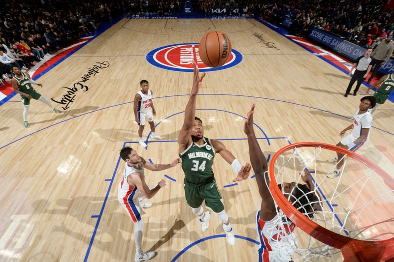 DETROIT, MI - JANUARY 22: Giannis Antetokounmpo #34 of the Milwaukee Bucks drives to the basket during the game against the Detroit Pistons on January 22, 2024 at Little Caesars Arena in Detroit, Michigan. NOTE TO USER: User expressly acknowledges and agrees that, by downloading and/or using this photograph, User is consenting to the terms and conditions of the Getty Images License Agreement. Mandatory Copyright Notice: Copyright 2024 NBAE (Photo by Chris Schwegler/NBAE via Getty Images)