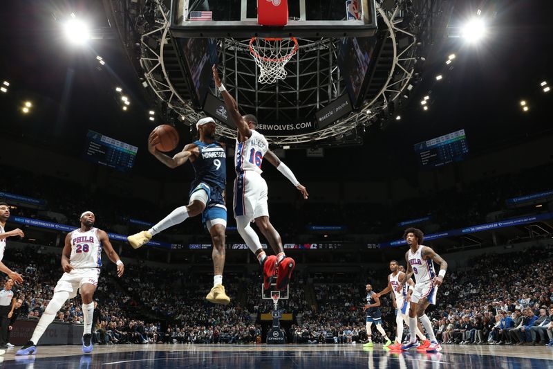 MINNEAPOLIS, MN -  MARCH 4: Nickeil Alexander-Walker #9 of the Minnesota Timberwolves drives to the basket during the game against the Philadelphia 76ers on March 4, 2025 at Target Center in Minneapolis, Minnesota. NOTE TO USER: User expressly acknowledges and agrees that, by downloading and or using this Photograph, user is consenting to the terms and conditions of the Getty Images License Agreement. Mandatory Copyright Notice: Copyright 2025 NBAE (Photo by David Sherman/NBAE via Getty Images)