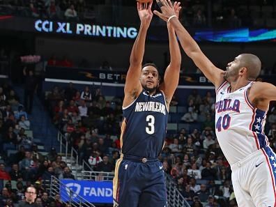 NEW ORLEANS, LA - NOVEMBER 29: CJ McCollum #3 of the New Orleans Pelicans shoots the ball during the game against the Philadelphia 76ers on November 29, 2023 at the Smoothie King Center in New Orleans, Louisiana. NOTE TO USER: User expressly acknowledges and agrees that, by downloading and or using this Photograph, user is consenting to the terms and conditions of the Getty Images License Agreement. Mandatory Copyright Notice: Copyright 2023 NBAE (Photo by Layne Murdoch Jr./NBAE via Getty Images)