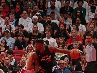 MIAMI, FL - NOVEMBER 3: Jimmy Butler #22 of the Miami Heat dribbles the ball during the game against the Washington Wizards during the In-Season Tournament on November 3, 2023 at Kaseya Center in Miami, Florida. NOTE TO USER: User expressly acknowledges and agrees that, by downloading and or using this Photograph, user is consenting to the terms and conditions of the Getty Images License Agreement. Mandatory Copyright Notice: Copyright 2023 NBAE (Photo by Issac Baldizon/NBAE via Getty Images)