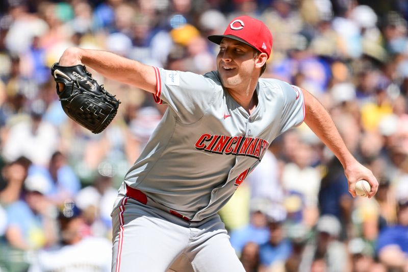 Aug 11, 2024; Milwaukee, Wisconsin, USA; Cincinnati Reds starting pitcher Nick Lodolo (40) pitches against the Milwaukee Brewers in the first inning at American Family Field. Mandatory Credit: Benny Sieu-USA TODAY Sports