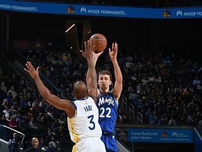 SAN FRANCISCO, CA - JANUARY 2:  Franz Wagner #22 of the Orlando Magic shoots the ball during the game  on January 2, 2024 at Chase Center in San Francisco, California. NOTE TO USER: User expressly acknowledges and agrees that, by downloading and or using this photograph, user is consenting to the terms and conditions of Getty Images License Agreement. Mandatory Copyright Notice: Copyright 2024 NBAE (Photo by Noah Graham/NBAE via Getty Images)