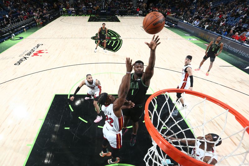 NEW ORLEANS, LA - FEBRUARY 23: Zion Williamson #1 of the New Orleans Pelicans shoots the ball during the game against the Miami Heat on February 23, 2024 at the Smoothie King Center in New Orleans, Louisiana. NOTE TO USER: User expressly acknowledges and agrees that, by downloading and or using this Photograph, user is consenting to the terms and conditions of the Getty Images License Agreement. Mandatory Copyright Notice: Copyright 2024 NBAE (Photo by Layne Murdoch Jr./NBAE via Getty Images)