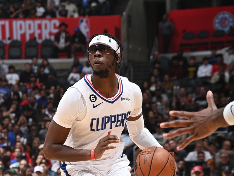 LOS ANGELES, CA - OCTOBER 30: Reggie Jackson #1 of the LA Clippers shoots the ball during the game against New Orleans Pelicans on October 30, 2022 at Crypto.Com Arena in Los Angeles, California. NOTE TO USER: User expressly acknowledges and agrees that, by downloading and/or using this Photograph, user is consenting to the terms and conditions of the Getty Images License Agreement. Mandatory Copyright Notice: Copyright 2022 NBAE (Photo by Andrew D. Bernstein/NBAE via Getty Images)