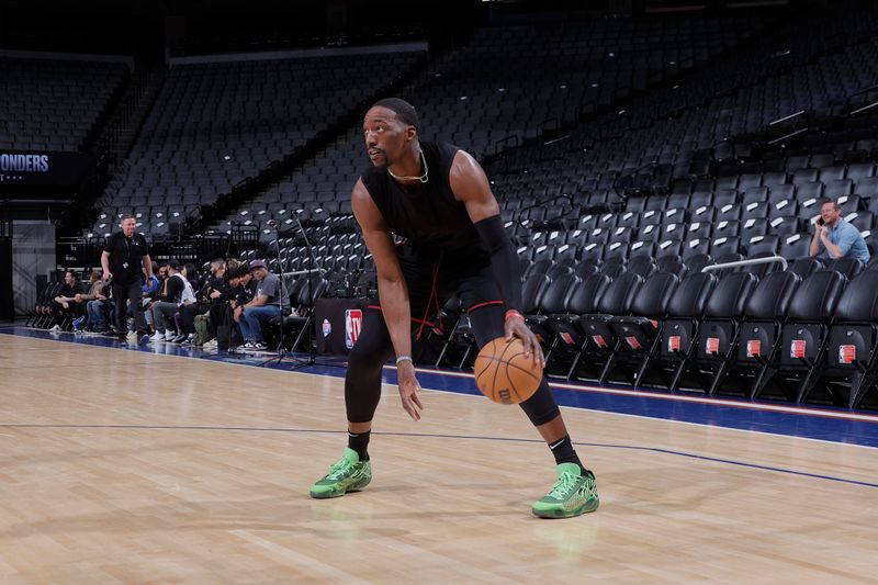 SACRAMENTO, CA - FEBRUARY 26: Bam Adebayo #13 of the Miami Heat warms up before the game against the Sacramento Kings on February 26, 2024 at Golden 1 Center in Sacramento, California. NOTE TO USER: User expressly acknowledges and agrees that, by downloading and or using this Photograph, user is consenting to the terms and conditions of the Getty Images License Agreement. Mandatory Copyright Notice: Copyright 2024 NBAE (Photo by Rocky Widner/NBAE via Getty Images)