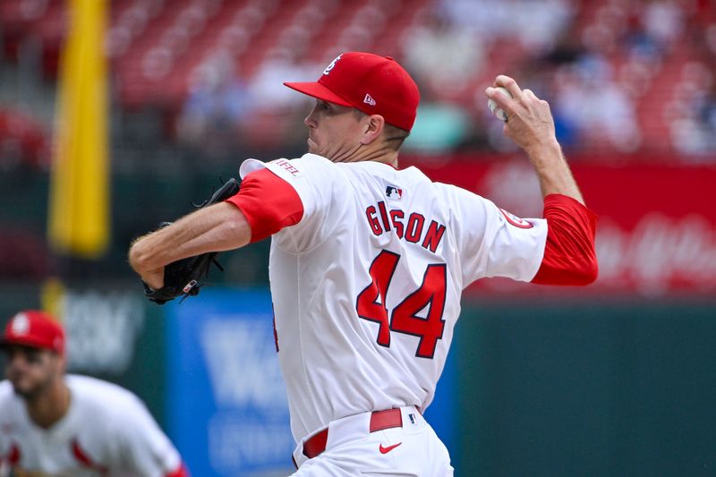 Jun 26, 2024; St. Louis, Missouri, USA;  St. Louis Cardinals starting pitcher Kyle Gibson (44) pitches against the Atlanta Braves during the first inning at Busch Stadium. Mandatory Credit: Jeff Curry-USA TODAY Sports