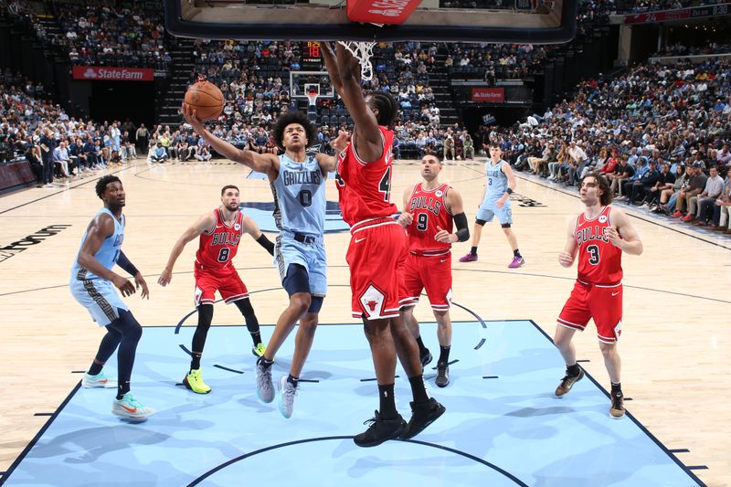 MEMPHIS, TN - OCTOBER 28: Jaylen Wells #0 of the Memphis Grizzlies drives to the basket during the game against the Chicago Bulls on October 28, 2024 at FedExForum in Memphis, Tennessee. NOTE TO USER: User expressly acknowledges and agrees that, by downloading and or using this photograph, User is consenting to the terms and conditions of the Getty Images License Agreement. Mandatory Copyright Notice: Copyright 2024 NBAE (Photo by Joe Murphy/NBAE via Getty Images)