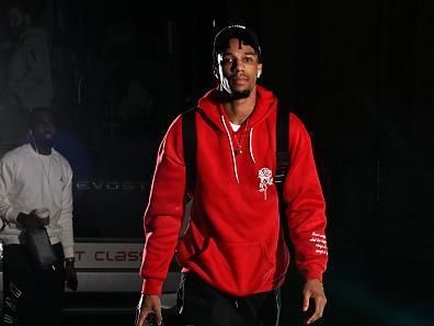 HOUSTON, TX - DECEMBER 22:   AJ Lawson #9 of the Dallas Mavericks arrives to the arena before the game before the game against the Houston Rockets on December 22, 2023 at the Toyota Center in Houston, Texas. NOTE TO USER: User expressly acknowledges and agrees that, by downloading and or using this photograph, User is consenting to the terms and conditions of the Getty Images License Agreement. Mandatory Copyright Notice: Copyright 2023 NBAE (Photo by Logan Riely/NBAE via Getty Images)