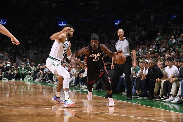 BOSTON, MA - OCTOBER 27: Jimmy Butler #22 of the Miami Heat drives to the basket during the game against the Boston Celtics on October 27, 2023 at the TD Garden in Boston, Massachusetts. NOTE TO USER: User expressly acknowledges and agrees that, by downloading and or using this photograph, User is consenting to the terms and conditions of the Getty Images License Agreement. Mandatory Copyright Notice: Copyright 2023 NBAE  (Photo by Brian Babineau/NBAE via Getty Images)