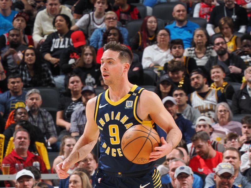 INDIANAPOLIS, IN - MARCH 13:  T.J. McConnell #9 of the Indiana Pacers handles the ball during the game  on March 13, 2024 at Gainbridge Fieldhouse in Indianapolis, Indiana. NOTE TO USER: User expressly acknowledges and agrees that, by downloading and or using this Photograph, user is consenting to the terms and conditions of the Getty Images License Agreement. Mandatory Copyright Notice: Copyright 2024 NBAE (Photo by Ron Hoskins/NBAE via Getty Images)