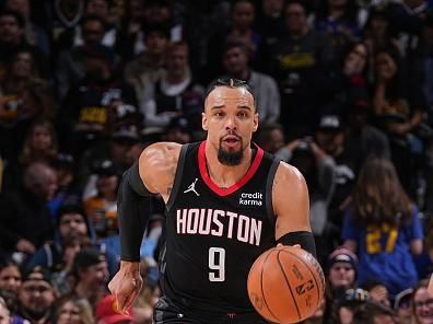 Rockets Ignite with Sengun's Dominance, Hawks Struggle to Keep Up