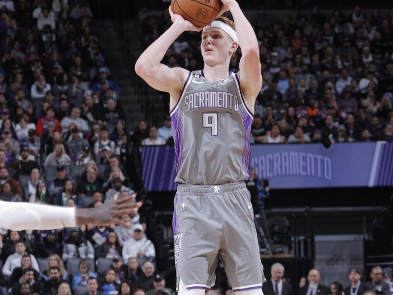 SACRAMENTO, CA - MARCH 9: Kevin Huerter #9 of the Sacramento Kings shoots the ball during the game against the New York Knicks on March 9, 2023 at Golden 1 Center in Sacramento, California. NOTE TO USER: User expressly acknowledges and agrees that, by downloading and or using this Photograph, user is consenting to the terms and conditions of the Getty Images License Agreement. Mandatory Copyright Notice: Copyright 2023 NBAE (Photo by Rocky Widner/NBAE via Getty Images)