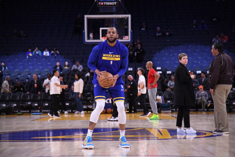 SAN FRANCISCO, CA - JANUARY 27: Andre Iguodala #9 of the Golden State Warriors warms up before the game against the Toronto Raptors on January 27, 2023 at Chase Center in San Francisco, California. NOTE TO USER: User expressly acknowledges and agrees that, by downloading and or using this photograph, user is consenting to the terms and conditions of Getty Images License Agreement. Mandatory Copyright Notice: Copyright 2023 NBAE (Photo by Noah Graham/NBAE via Getty Images)