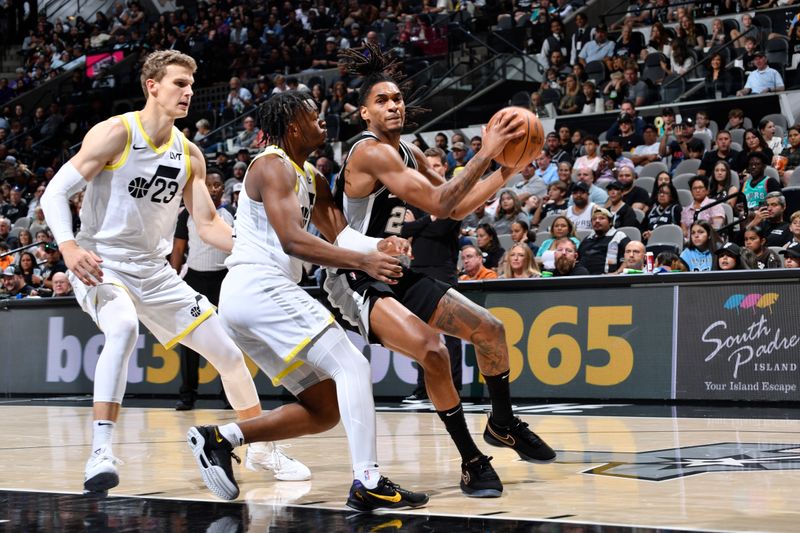 SAN ANTONIO, TX - NOVEMBER 9: Devin Vassell #24 of the San Antonio Spurs drives to the basket during the game against the Utah Jazz on November 9, 2024 at the Frost Bank Center in San Antonio, Texas. NOTE TO USER: User expressly acknowledges and agrees that, by downloading and or using this photograph, user is consenting to the terms and conditions of the Getty Images License Agreement. Mandatory Copyright Notice: Copyright 2024 NBAE (Photos by Logan Riely/NBAE via Getty Images)