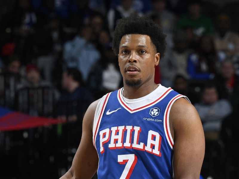 PHILADELPHIA, PA - NOVEMBER 13: Kyle Lowry #7 of the Philadelphia 76ers looks on during the game against the Cleveland Cavaliers on November 13, 2024 at the Wells Fargo Center in Philadelphia, Pennsylvania NOTE TO USER: User expressly acknowledges and agrees that, by downloading and/or using this Photograph, user is consenting to the terms and conditions of the Getty Images License Agreement. Mandatory Copyright Notice: Copyright 2024 NBAE (Photo by David Dowt/NBAE via Getty Images)