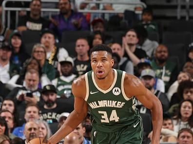 MILWAUKEE, WI - OCTOBER 26: Giannis Antetokounmpo #34 of the Milwaukee Bucks dribbles the ball during the game against the Philadelphia 76ers on October 26, 2023 at the Fiserv Forum Center in Milwaukee, Wisconsin. NOTE TO USER: User expressly acknowledges and agrees that, by downloading and or using this Photograph, user is consenting to the terms and conditions of the Getty Images License Agreement. Mandatory Copyright Notice: Copyright 2023 NBAE (Photo by Gary Dineen/NBAE via Getty Images).