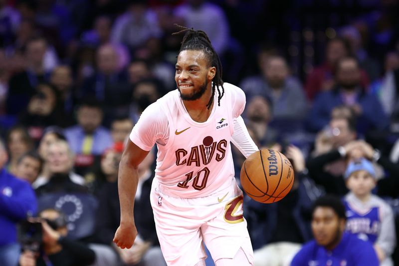 PHILADELPHIA, PENNSYLVANIA - NOVEMBER 21: Darius Garland #10 of the Cleveland Cavaliers dribbles during the third quarter against the Philadelphia 76ers at the Wells Fargo Center on November 21, 2023 in Philadelphia, Pennsylvania. NOTE TO USER: User expressly acknowledges and agrees that, by downloading and or using this photograph, User is consenting to the terms and conditions of the Getty Images License Agreement. (Photo by Tim Nwachukwu/Getty Images)