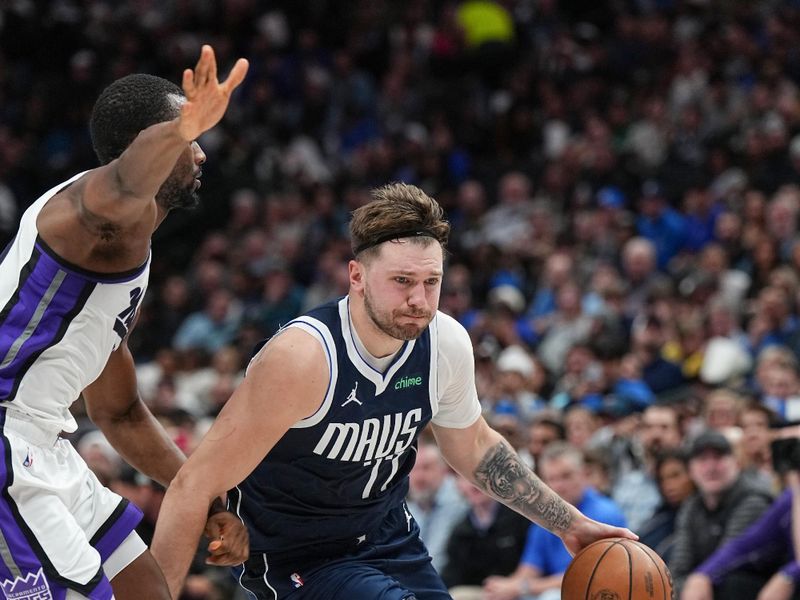 DALLAS, TX - JANUARY 27: Luka Doncic #77 of the Dallas Mavericks goes to the basket during the game  on January 27, 2024 at the American Airlines Center in Dallas, Texas. NOTE TO USER: User expressly acknowledges and agrees that, by downloading and or using this photograph, User is consenting to the terms and conditions of the Getty Images License Agreement. Mandatory Copyright Notice: Copyright 2024 NBAE (Photo by Glenn James/NBAE via Getty Images)