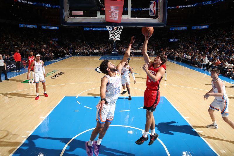 OKLAHOMA CITY, OK - OCTOBER 9: Reed Sheppard #15 of the Houston Rockets shoots the ball during the game against the Oklahoma City Thunder during a NBA pre season game on October 9, 2024 at Paycom Center in Oklahoma City, Oklahoma. NOTE TO USER: User expressly acknowledges and agrees that, by downloading and or using this photograph, User is consenting to the terms and conditions of the Getty Images License Agreement. Mandatory Copyright Notice: Copyright 2024 NBAE (Photo by Zach Beeker/NBAE via Getty Images)