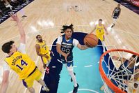 Los Angeles Lakers vs. Minnesota Timberwolves: Spotlight on Anthony Davis's Dominance