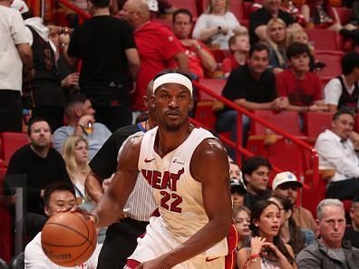 MIAMI, FL - DECEMBER 2: Jimmy Butler #22 of the Miami Heat dribbles the ball during the game against the Indiana Pacers on December 2, 2023 at Kaseya Center in Miami, Florida. NOTE TO USER: User expressly acknowledges and agrees that, by downloading and or using this Photograph, user is consenting to the terms and conditions of the Getty Images License Agreement. Mandatory Copyright Notice: Copyright 2023 NBAE (Photo by Issac Baldizon/NBAE via Getty Images)