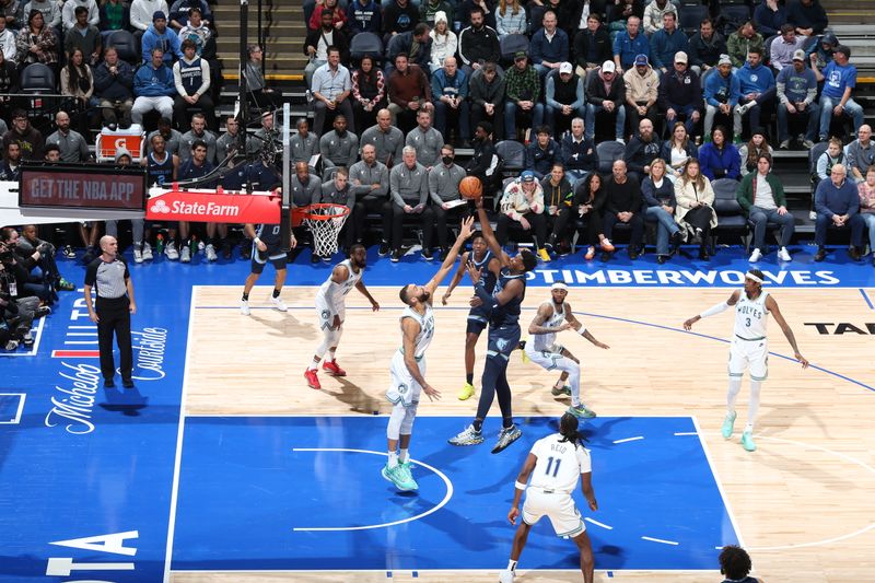 MINNEAPOLIS, MN -  JANUARY 18: Jaren Jackson Jr. #13 of the Memphis Grizzlies drives to the basket during the game against the Minnesota Timberwolves on January 18, 2024 at Target Center in Minneapolis, Minnesota. NOTE TO USER: User expressly acknowledges and agrees that, by downloading and or using this Photograph, user is consenting to the terms and conditions of the Getty Images License Agreement. Mandatory Copyright Notice: Copyright 2024 NBAE (Photo by David Sherman/NBAE via Getty Images)