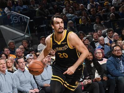 SAN FRANCISCO, CA - NOVEMBER 24:  Dario Saric #20 of the Golden State Warriors  goes to the basket during the game during the in-Season Tournament on November 24, 2023 at Chase Center in San Francisco, California. NOTE TO USER: User expressly acknowledges and agrees that, by downloading and or using this photograph, user is consenting to the terms and conditions of Getty Images License Agreement. Mandatory Copyright Notice: Copyright 2023 NBAE (Photo by Noah Graham/NBAE via Getty Images)