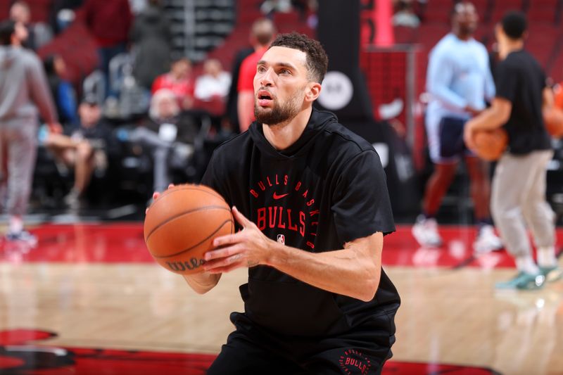 CHICAGO, IL - NOVEMBER 23:  Zach LaVine #8 of the Chicago Bulls warms up before the game against the Memphis Grizzlies on November 23, 2024 at United Center in Chicago, Illinois. NOTE TO USER: User expressly acknowledges and agrees that, by downloading and or using this photograph, User is consenting to the terms and conditions of the Getty Images License Agreement. Mandatory Copyright Notice: Copyright 2024 NBAE (Photo by Jeff Haynes/NBAE via Getty Images)