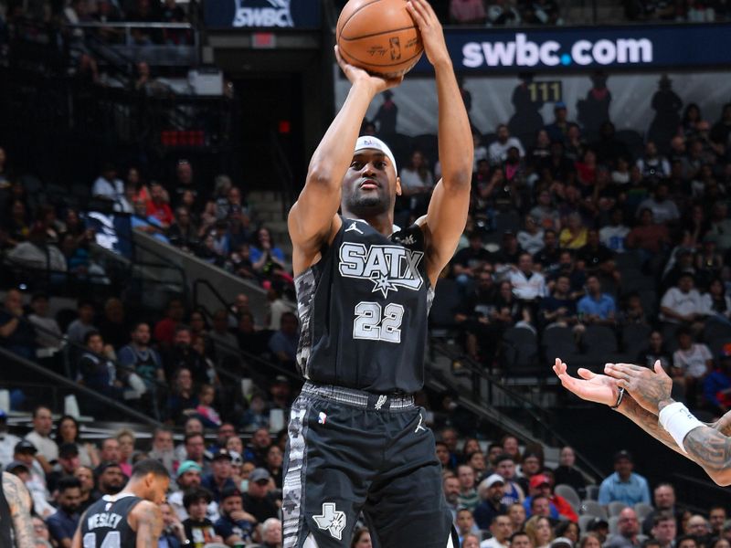 SAN ANTONIO, TX - APRIL 7: Malaki Branham #22 of the San Antonio Spurs shoots the ball during the game against the Philadelphia 76ers on April 7, 2024 at the Frost Bank Center in San Antonio, Texas. NOTE TO USER: User expressly acknowledges and agrees that, by downloading and or using this photograph, user is consenting to the terms and conditions of the Getty Images License Agreement. Mandatory Copyright Notice: Copyright 2024 NBAE (Photos by Michael Gonzales/NBAE via Getty Images)