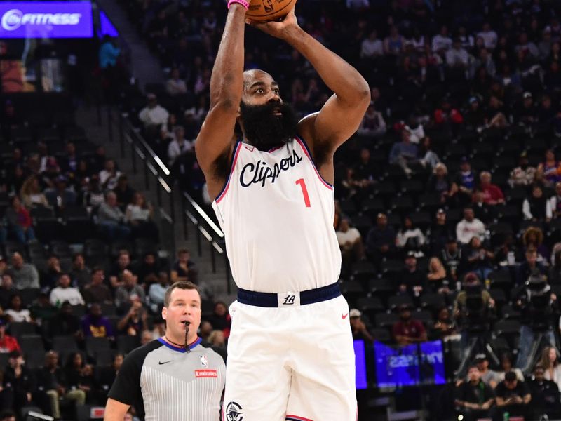 INGLEWOOD, CA - OCTOBER 31: James Harden #1 of the LA Clippers shoots a three point basket during the game against the Phoenix Suns on October 31, 2024 at Intuit Dome in Los Angeles, California. NOTE TO USER: User expressly acknowledges and agrees that, by downloading and/or using this Photograph, user is consenting to the terms and conditions of the Getty Images License Agreement. Mandatory Copyright Notice: Copyright 2024 NBAE (Photo by Adam Pantozzi/NBAE via Getty Images)