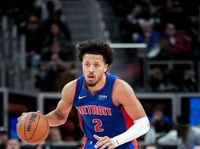 DETROIT, MICHIGAN - DECEMBER 06: Cade Cunningham #2 of the Detroit Pistons handles the ball against the Memphis Grizzlies at Little Caesars Arena on December 06, 2023 in Detroit, Michigan. NOTE TO USER: User expressly acknowledges and agrees that, by downloading and or using this photograph, User is consenting to the terms and conditions of the Getty Images License Agreement. (Photo by Nic Antaya/Getty Images)