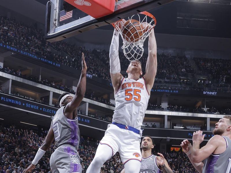 SACRAMENTO, CA - MARCH 9: Isaiah Hartenstein #55 of the New York Knicks dunks the ball during the game against the Sacramento Kings on March 9, 2023 at Golden 1 Center in Sacramento, California. NOTE TO USER: User expressly acknowledges and agrees that, by downloading and or using this Photograph, user is consenting to the terms and conditions of the Getty Images License Agreement. Mandatory Copyright Notice: Copyright 2023 NBAE (Photo by Rocky Widner/NBAE via Getty Images)