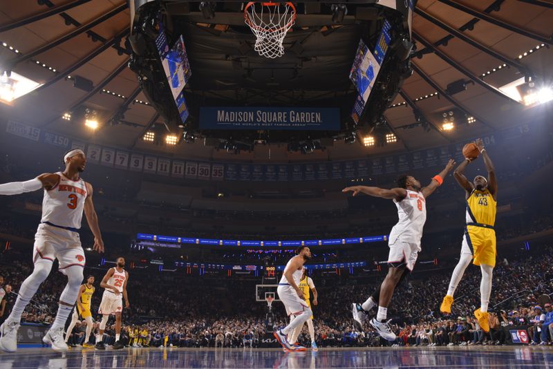 NEW YORK, NY - MAY 23: Pascal Siakam #43 of the Indiana Pacers shoots the ball during the game against the New York Knicks during Game 2 of the 2025 Eastern Conference Finals on May 23, 2025 at Madison Square Garden in New York City, New York.  NOTE TO USER: User expressly acknowledges and agrees that, by downloading and or using this photograph, User is consenting to the terms and conditions of the Getty Images License Agreement. Mandatory Copyright Notice: Copyright 2025 NBAE  (Photo by Jesse D. Garrabrant/NBAE via Getty Images)
