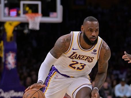 LeBron James Shines as Los Angeles Lakers Prepare to Face Dallas Mavericks