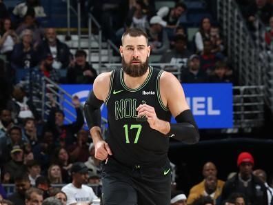 NEW ORLEANS, LA - JANUARY 2: Jonas Valanciunas #17 of the New Orleans Pelicans looks on during the game against the Brooklyn Nets on January 2, 2024 at the Smoothie King Center in New Orleans, Louisiana. NOTE TO USER: User expressly acknowledges and agrees that, by downloading and or using this Photograph, user is consenting to the terms and conditions of the Getty Images License Agreement. Mandatory Copyright Notice: Copyright 2024 NBAE (Photo by Layne Murdoch Jr./NBAE via Getty Images)