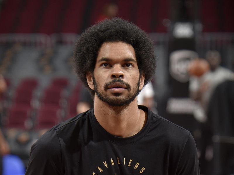 CLEVELAND, OH - NOVEMBER 4: Jarrett Allen #31 of the Cleveland Cavaliers warms up before the game against the Milwaukee Bucks on November 4, 2024 at Rocket Mortgage FieldHouse in Cleveland, Ohio. NOTE TO USER: User expressly acknowledges and agrees that, by downloading and/or using this Photograph, user is consenting to the terms and conditions of the Getty Images License Agreement. Mandatory Copyright Notice: Copyright 2024 NBAE (Photo by David Liam Kyle/NBAE via Getty Images)