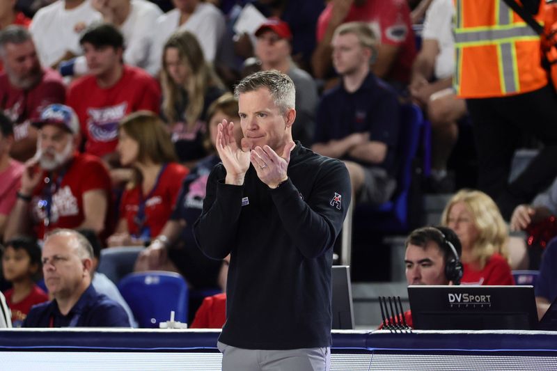 Jan 28, 2024; Boca Raton, Florida, USA; Florida Atlantic Owls head coach Dusty May reacts from the sideline against the North Texas Mean Green during the first half at Eleanor R. Baldwin Arena. Mandatory Credit: Sam Navarro-USA TODAY Sports