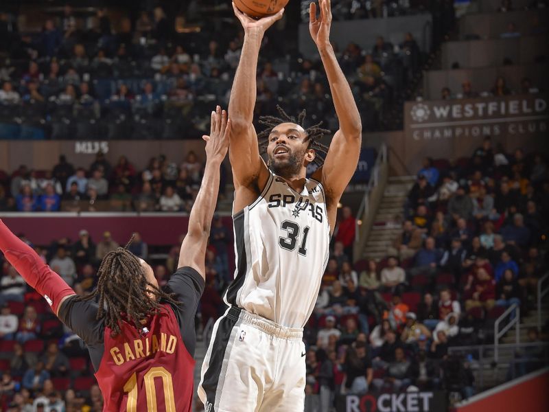 CLEVELAND, OH - FEBUARY 13:  Keita Bates-Diop #31 of the San Antonio Spurs shoots the ball during tthe game on Febuary 13, 2023 at Rocket Mortgage FieldHouse in Cleveland, Ohio. NOTE TO USER: User expressly acknowledges and agrees that, by downloading and/or using this Photograph, user is consenting to the terms and conditions of the Getty Images License Agreement. Mandatory Copyright Notice: Copyright 2023 NBAE (Photo by David Liam Kyle/NBAE via Getty Images)